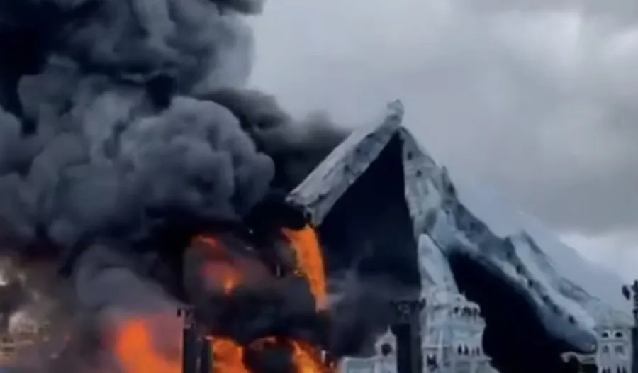 Tomorrowland Belgica pega fogo: VÍDEO mostra como ficou o palco do festival