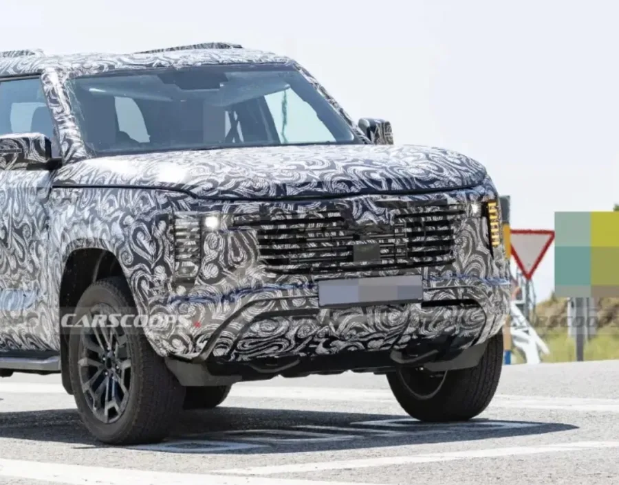 Mitsubishi Pajero 2027 é flagrada em testes e levanta suspeita sobre retorno global