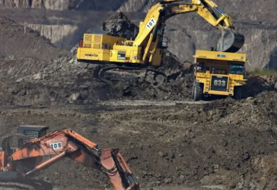 Brasil enfrenta pressão dos EUA por terras raras em meio a tarifaço e disputa global