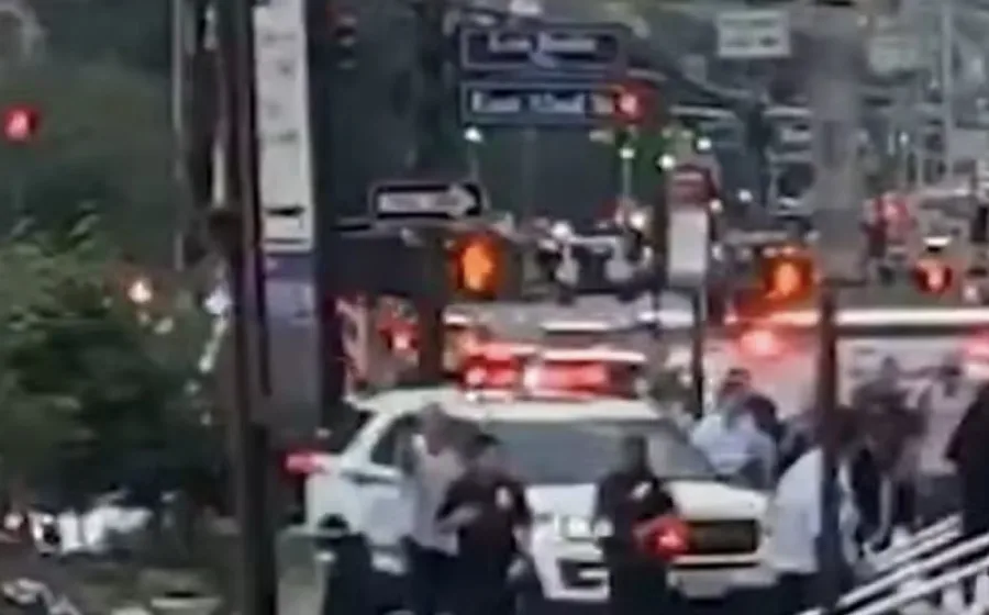 Atirador em Nova York com fuzil mata 5 pessoas em prédio da NFL na Park Avenue, em NY