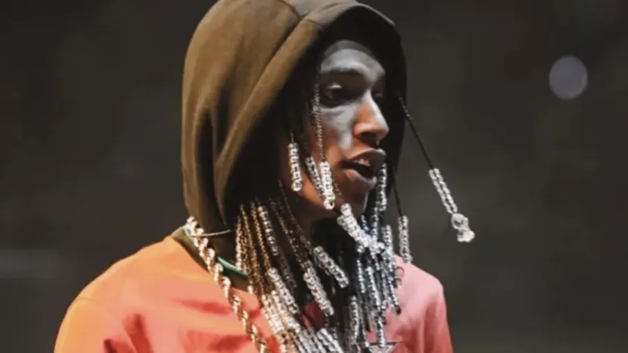 Oruam preso: cantor se entrega após acusação de abrigar foragido ligado ao CV