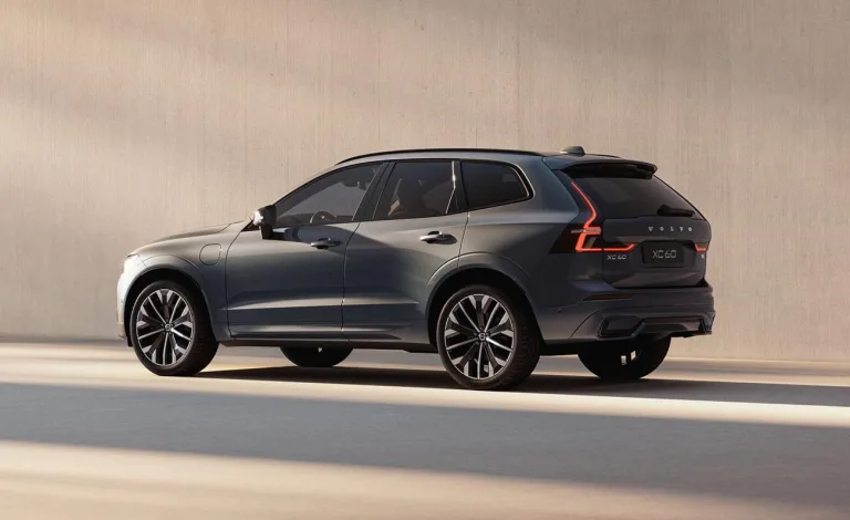 Volvo XC60 dispara nas vendas e reforça liderança da marca no mercado premium brasileiro