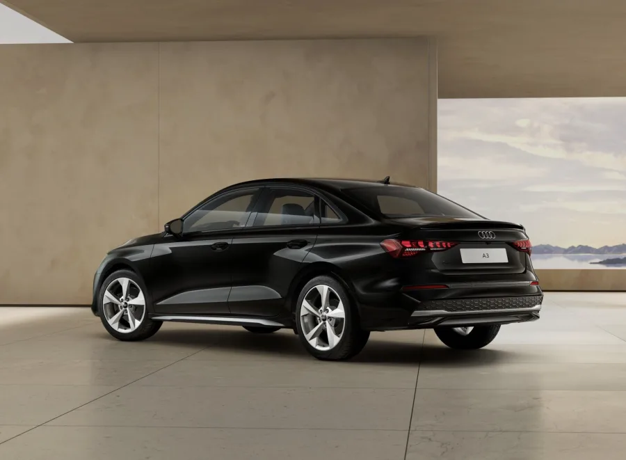 Equipado com motores TFSI, o modelo alia potência e eficiência, oferecendo uma experiência de condução dinâmica e prazerosa no Brasil.