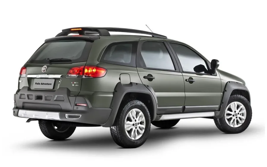 O consumo urbano fica em torno de 7 km/l na gasolina e 5,5 km/l no etanol, com autonomia de até 597 km em estrada e tanque de 48 litros.