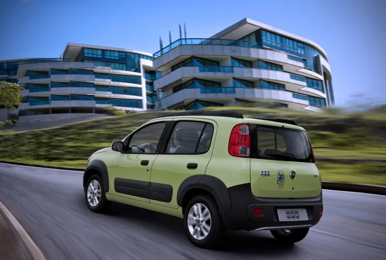 Fiat Uno Way 2013: 5 motivos para comprar e 3 defeitos crônicos que ninguém conta