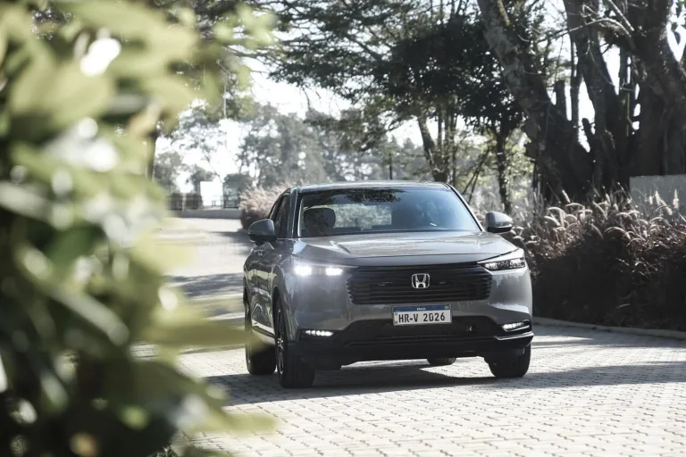 Honda HR-V EXL 1.5 2026: Ficha técnica, preço e fotos; SUV une conforto, tecnologia e economia em SUV nacional completo para o dia a dia e viagens