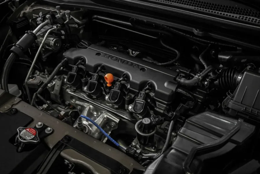 O Honda HR-V EXL 2016 usado oferece motor 1.8 flex de 140 cv, torque de 17,4 kgfm e câmbio CVT. É um SUV compacto equilibrado no desempenho e voltado para conforto.