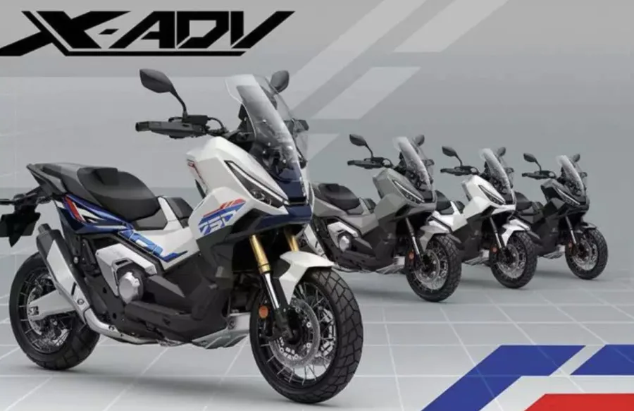 Com motor bicilíndrico de 745 cm³ e 58,6 cv, a X-ADV mantém sua força no asfalto e em estradas de terra, unindo desempenho e versatilidade.