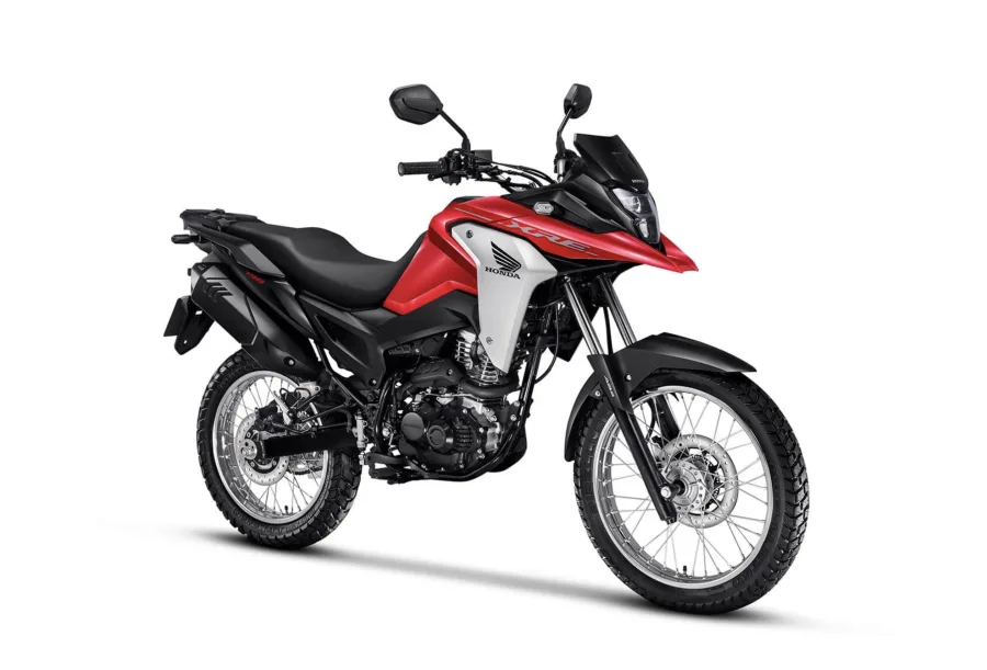Honda XRE 190 2026 chega ao Brasil com novas cores, preços e recorde histórico