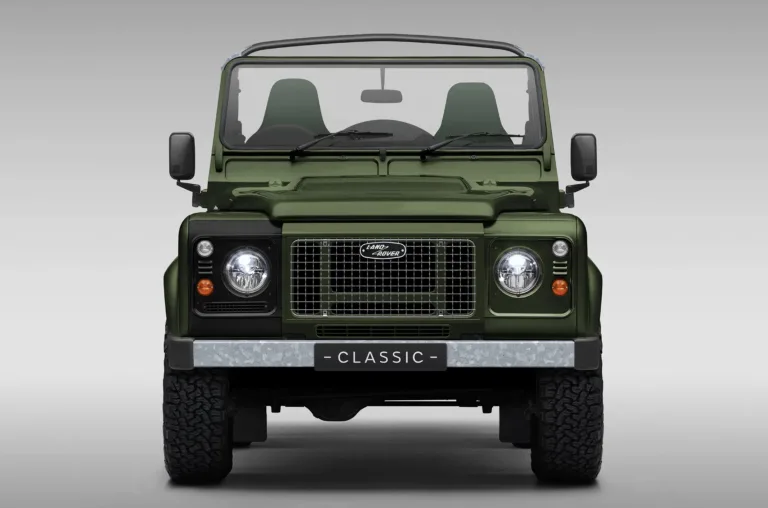 Land Rover lança edição histórica do Defender inspirada em presente dado a Winston Churchill