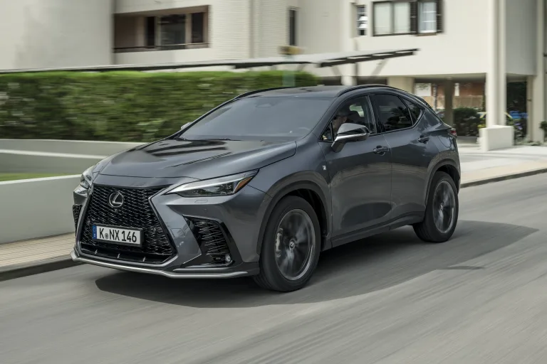 Lexus NX 450h+ desafia Audi, BMW, Mercedes e Volvo com luxo, tecnologia e preço menor