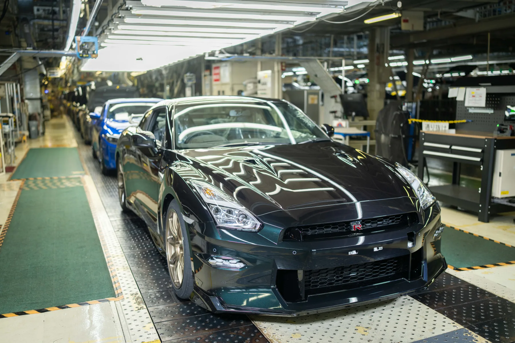 Denso R35 Gt R Nissan GT-R R35 chega ao fim após 18 anos como ícone esportivo japonês ...