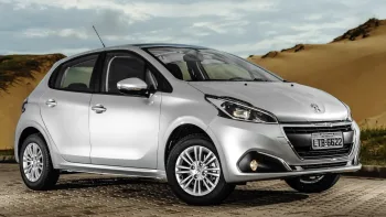 Peugeot 208 Allure 1.6 2017: Ficha técnica, preço e fotos; estilo atraente, mas desvalorização alta