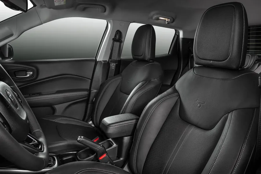 Fiat Toro 2026 Volcano Diesel: tudo que você precisa saber sobre o interior, conforto e tecnologia embarcada dessa picape