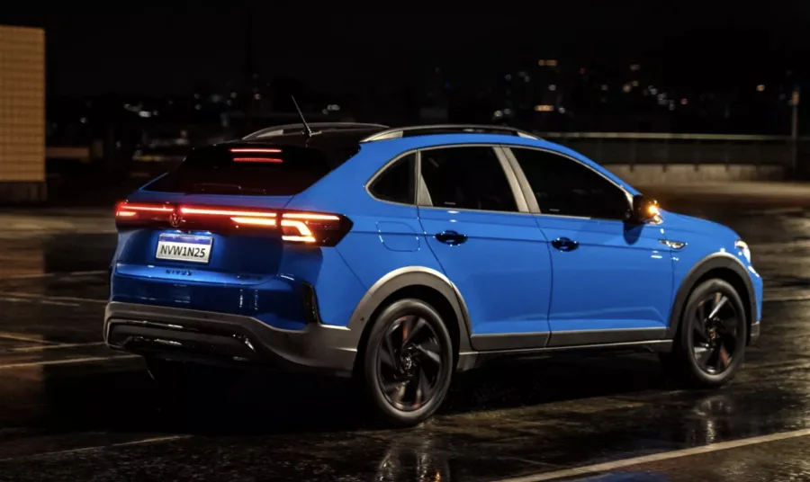 O Volkswagen Nivus 2026 estreia com quatro versões, preços atualizados e a chegada da opção GTS, ampliando a oferta de SUVs compactos no mercado nacional.
