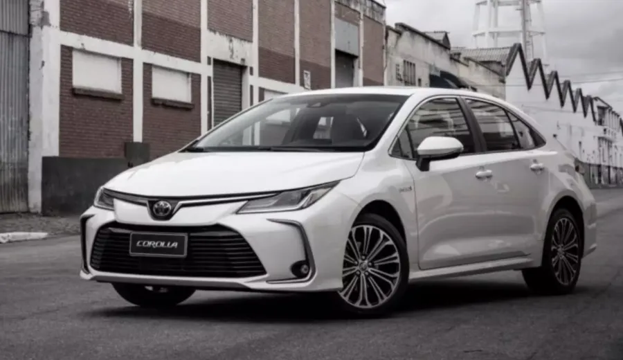 Toyota Corolla GLi volta para PCD com desconto bem interessante