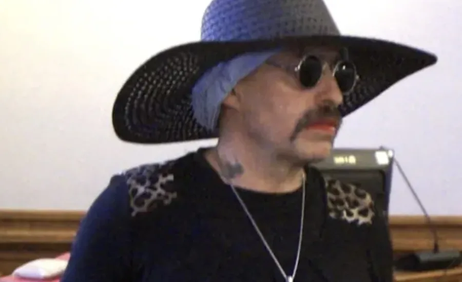 Neonazista alemão decide “mudar de gênero” e quer cumprir pena em presídio feminino na Alemanha