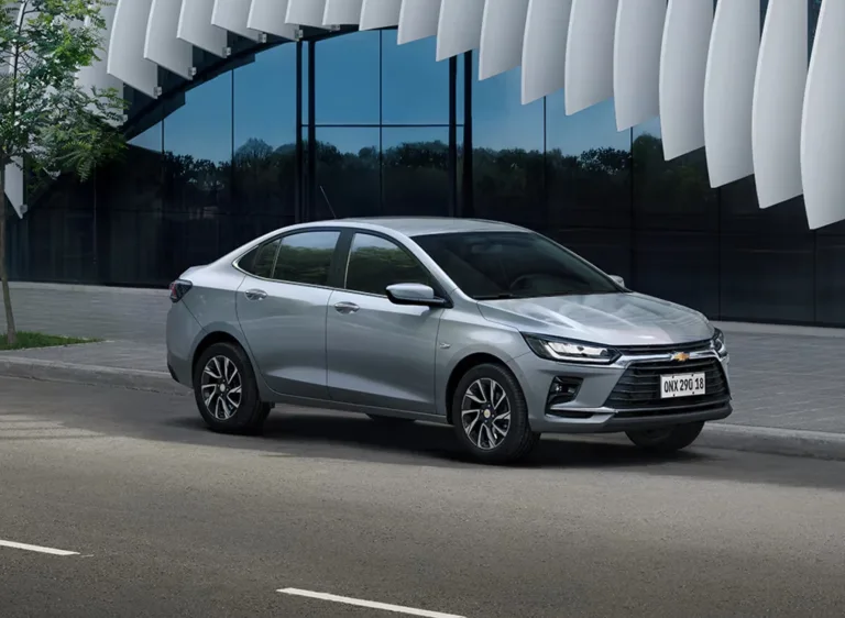Chevrolet Onix Plus 2026 melhora consumo e chega a 18,5 km/l após resolver problemas