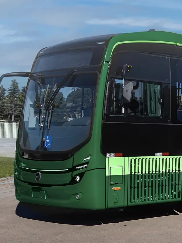 Goiânia estreia biarticulados elétricos da Volvo no transporte público
