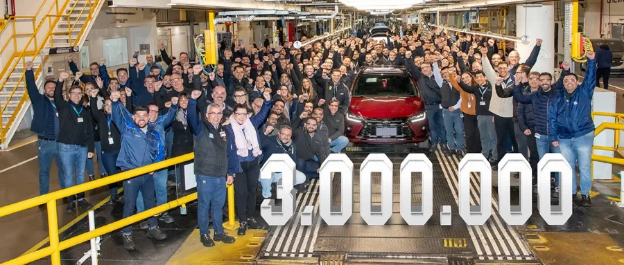 O Onix ultrapassou o Corsa e se tornou o carro mais produzido da história da Chevrolet no Brasil, com 3 milhões de unidades montadas em Gravataí.