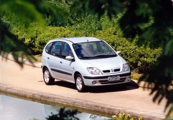 Renault Scénic: Preço e Modelos; o monovolume que conquistou as famílias antes da era dos SUVs no Brasil