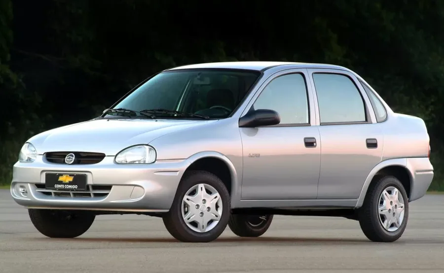 O Chevrolet Classic Life 1.0 2010 é um usado econômico e confiável, ideal para quem busca um sedã compacto para o dia a dia.