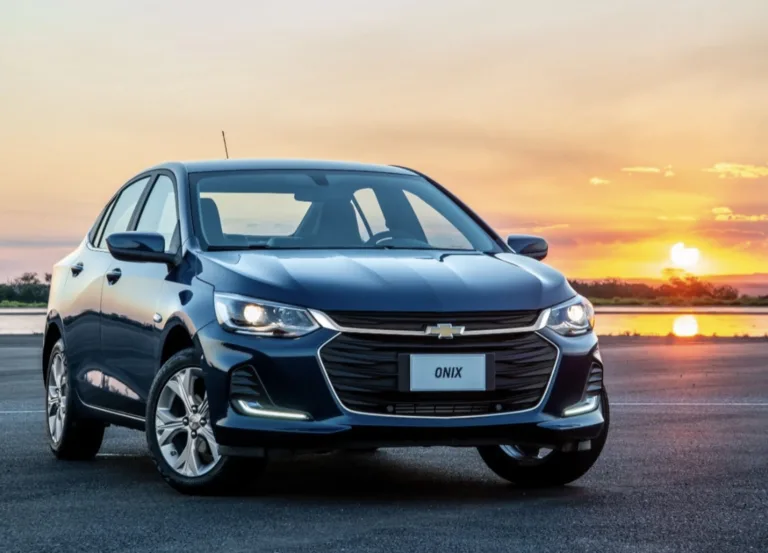 Chevrolet Onix Plus LTZ 1.0 2020 Manual: Preço, Ficha técnica, Consumo, Equipamentos e Fotos; sedan com motor 1.0 turbo de 116 cv e boa revenda