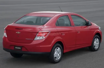 Chevrolet Prisma LT 1.4 2015: Preço, ficha técnica e fotos; sedã faz até 14,3 km/l e leva 500 litros no porta-malas, ideal para família pequena