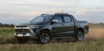 Chevrolet S10 High Country 2.8 Turbo 4×4 AT CD 2026: Preço, Ficha técnica, Consumo, Equipamentos e Fotos; caçamba de 1.061 litros e carga útil de 1.044 kg