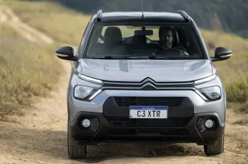 Citroën C3 XTR 1.0 2026: Preço, ficha técnica, consumo, equipamentos e fotos; motor 1.0 Firefly com 75 cv entrega economia e autonomia, indicado para motoristas urbanos