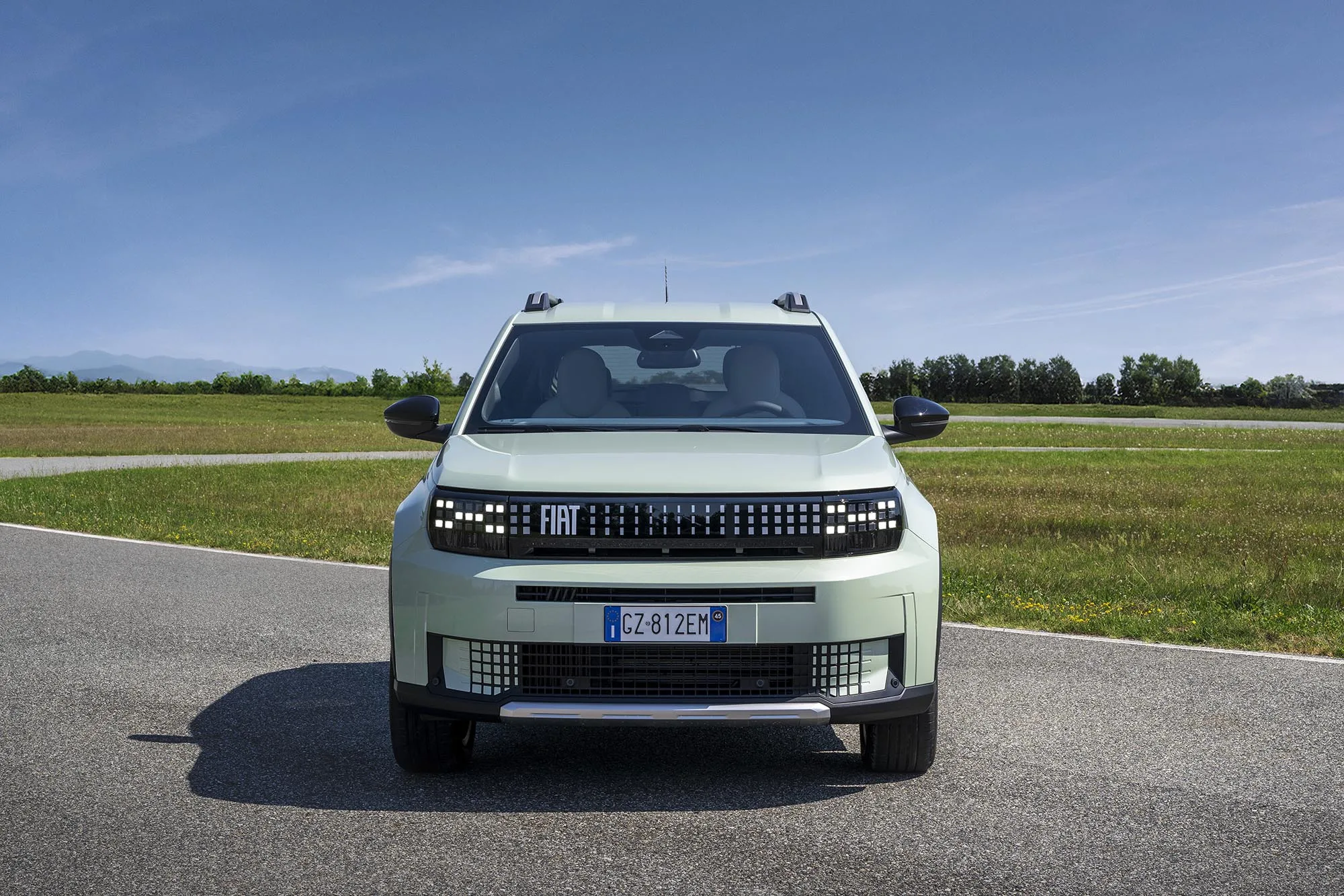 O Fiat Argo cresceu no Brasil com jeito simples, mecânica conhecida e manutenção previsível, mas a nova geração muda o jogo.