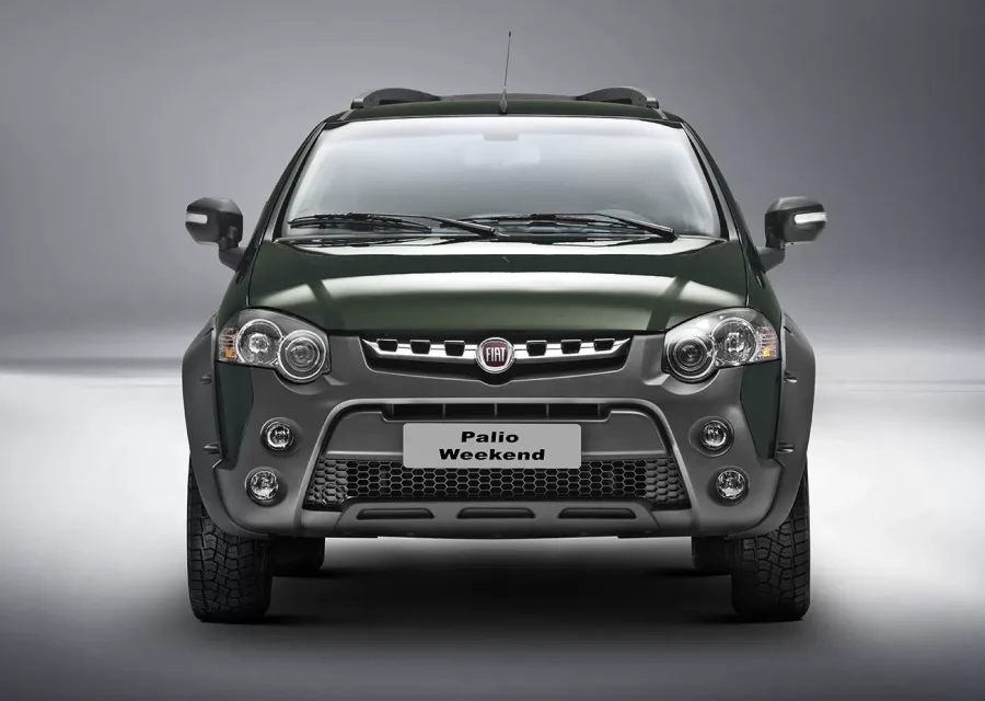 O Palio Weekend 2018 tem versões para diferentes perfis: a Attractive 1.4 é prática, a Adventure 1.8 é robusta para viagens e a Dualogic agrega conforto no câmbio.