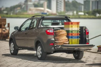 Fiat Strada Hard Working 2015 é robusta para trabalho, mas tem consumo alto e falhas na suspensão
