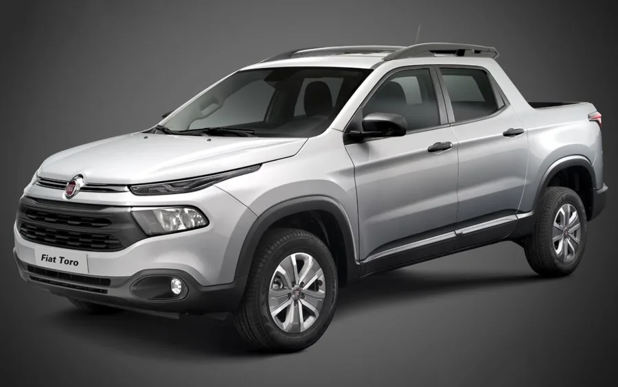 A Fiat Toro Freedom 1.8 2017 é uma picape usada voltada para quem busca conforto urbano, espaço para família e caçamba prática, mas com consumo elevado.