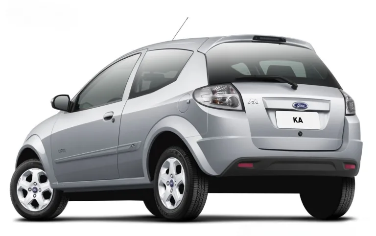 Ford Ka 1.0 SE 2012: Preço, Ficha técnica, Consumo, Equipamentos e Fotos; hatch compacto com motor 1.0 ideal para o uso urbano no dia a dia
