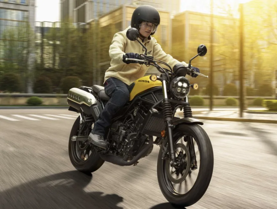 Honda CL250 2026 estreia com tecnologia E-Clutch e promete revolucionar segmento