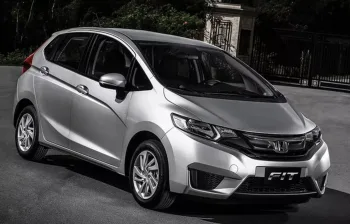 Honda Fit DX 1.5 2015 Manual: Preço, Ficha técnica, Consumo, Equipamentos e Fotos; confiável no uso diário, mas limitado em equipamentos modernos