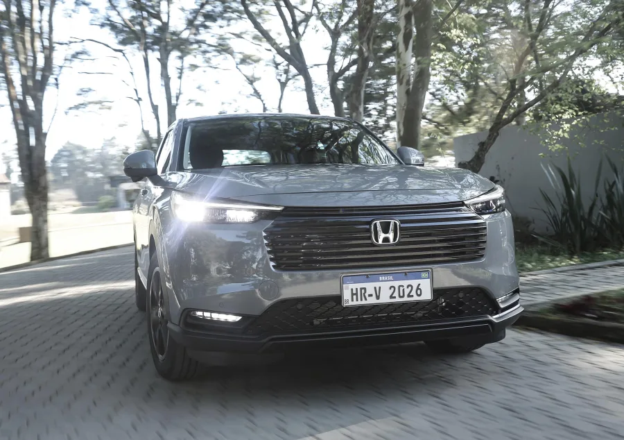 O Honda HR-V EXL 1.5 2026 é voltado para famílias que buscam versatilidade, sendo ideal para o uso urbano e viagens rodoviárias com conforto e eficiência.