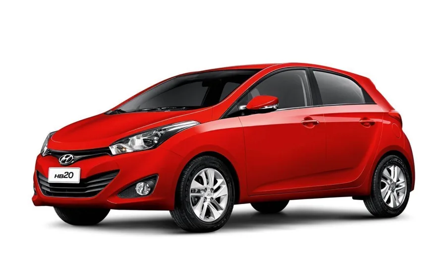 Hyundai HB20 Comfort Plus 1.6 2014: Ficha técnica, preço, consumo, equipamentos e fotos; modelo tem direção hidráulica e suspensão firme, ideal para rodar em cidades com ruas irregulares