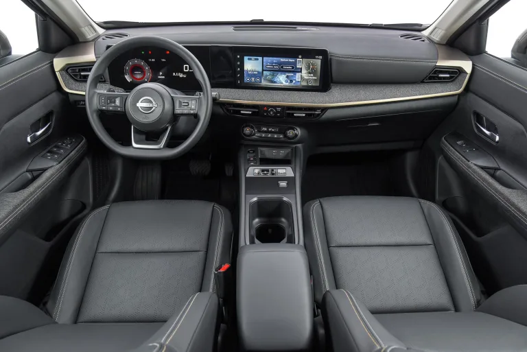 Nissan Kicks 2026 lidera inovações com câmbio e-Shifter e condução semiautônoma