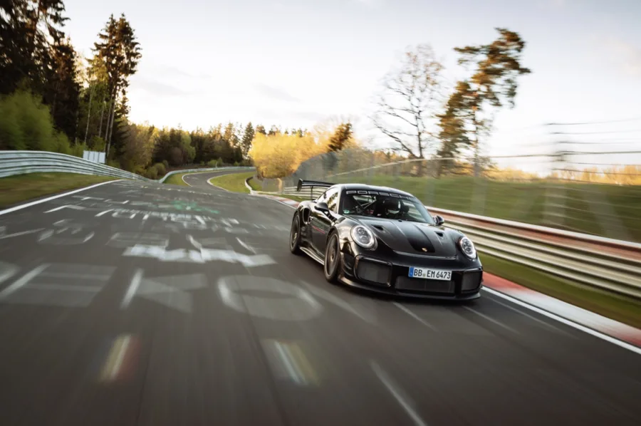 Nürburgring, o templo do automobilismo mundial: tudo sobre a pista de corrida mais famosa do mundo