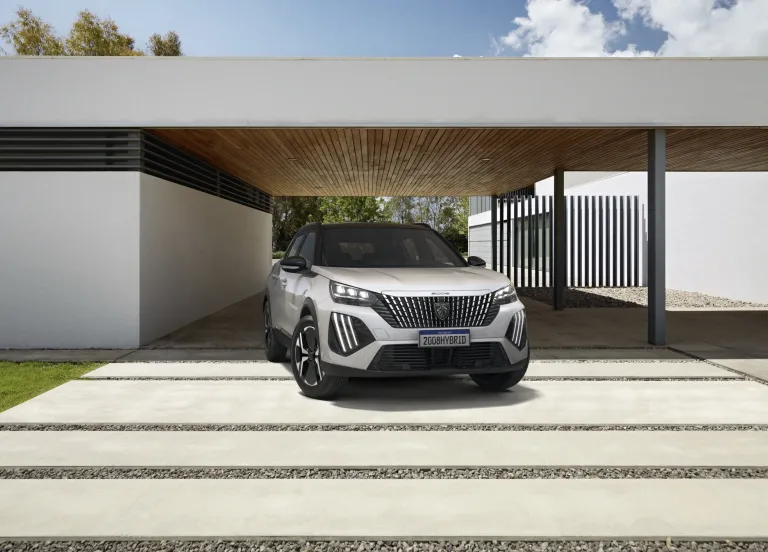Peugeot 2008 GT 1.0 Hybrid 2026: Preço, Ficha técnica, Consumo, Equipamentos e Fotos; SUV híbrido faz até 13,7 km/l e tem autonomia de 644 km, ideal para viagens