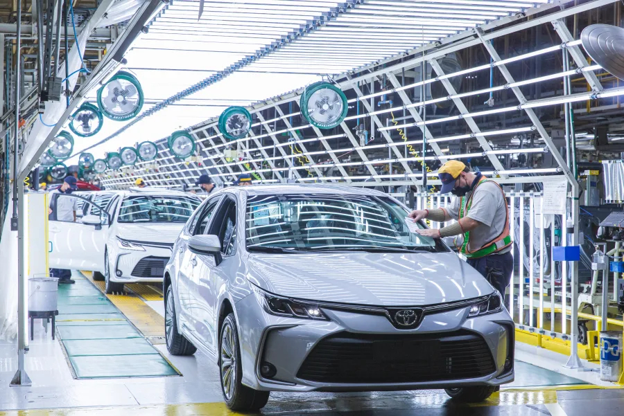 O que é Toyotismo? Conheça o Sistema Toyota de Produção que transformou a indústria automobilística para sempre