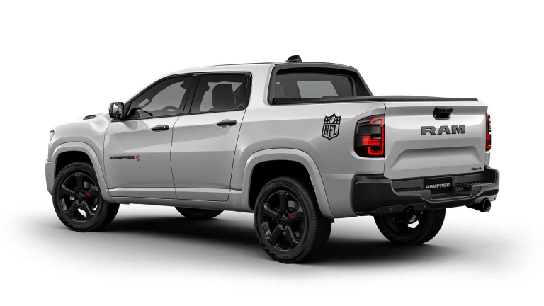 Ram lança Rampage R/T NFL Edition limitada a 300 unidades no Brasil