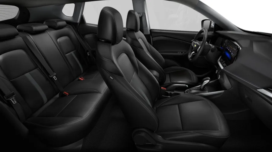 O conforto inclui bancos de couro, espaço para 5 ocupantes, ar-condicionado automático, Wi-Fi nativo e pacote de segurança robusto com 6 airbags e alerta de colisão.