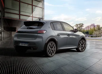 Peugeot 208 GT 1.0 Turbo Hybrid 2026: Preço, Ficha técnica, Consumo, Equipamentos e Fotos; hatch híbrido tem autonomia de até 649 km e é ideal para uso urbano e viagens curtas