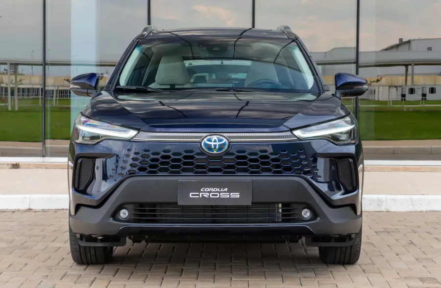 Toyota Corolla Cross XRV Hybrid 1.8 2025: Preço, ficha técnica e fotos; utilitário híbrido combina economia de combustível e conforto para uso urbano