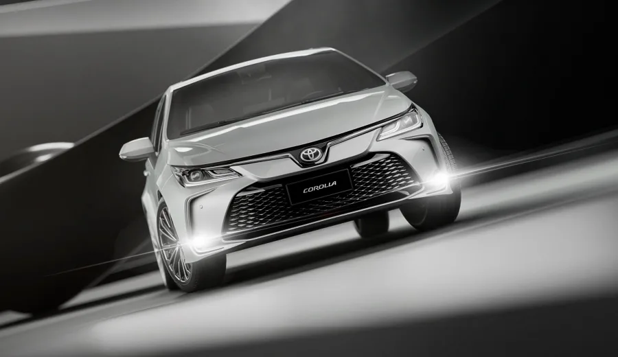 Toyota Corolla XEi 2.0 2026: Preço, Ficha técnica, Consumo, Equipamentos e Fotos; sedã faz até 14,5 km/l e roda mais de 700 km, ideal para longas viagens