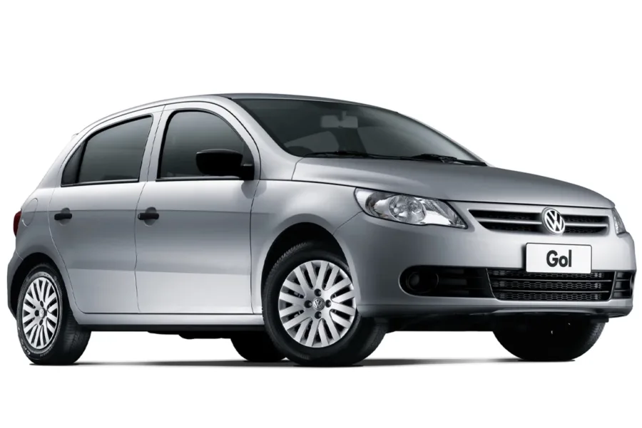 Motor EA111 1.6 aspirado, 104 cv no álcool e 101 cv na gasolina a 5250 rpm. Torque de até 15,6 kgfm e velocidade máxima de 192 km/h.