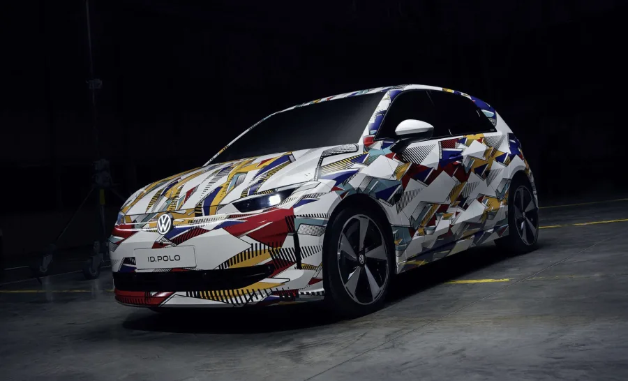 A Volkswagen mudou sua estratégia e decidiu usar nomes clássicos nos elétricos. O ID. Polo será o primeiro a chegar, em 2026, marcando 50 anos de história.